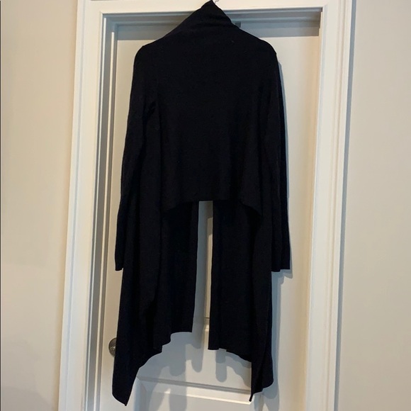 DKNY SWEATER - Picture 10 of 12